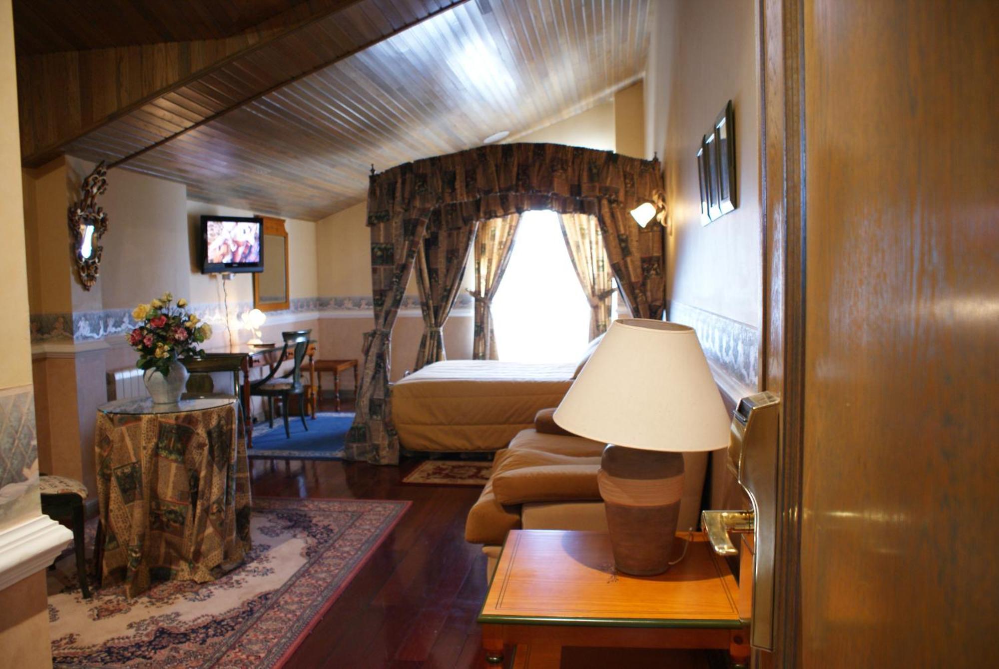 My Rooms City Hotel Camino De Santiago Los Tomillares Exterior foto
